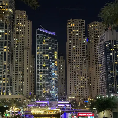 Appartamento Golden Hour Marina View Dubai Esterno foto
